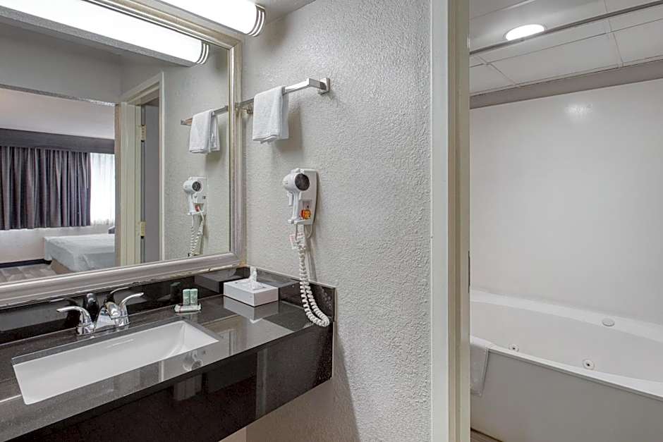 Best Western Executive Inn