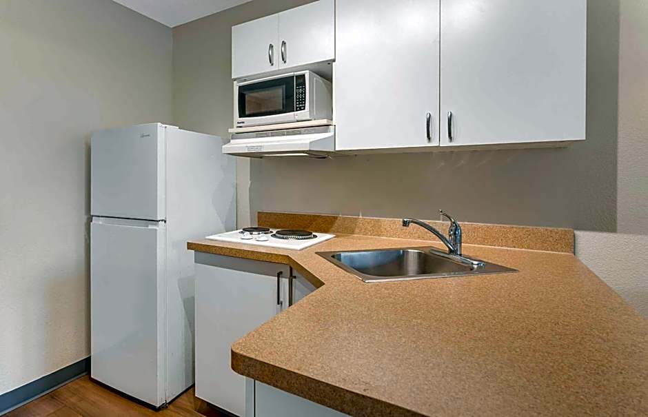 Extended Stay America Suites - St. Petersburg - Clearwater - Executive Dr.