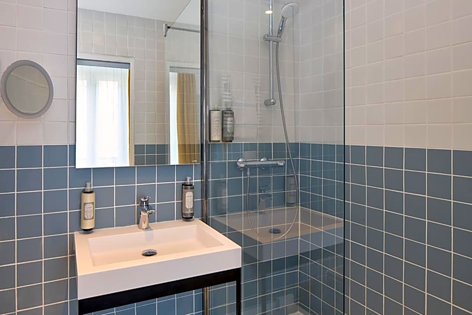 Kyriad Paris 10 - Gare Du Nord