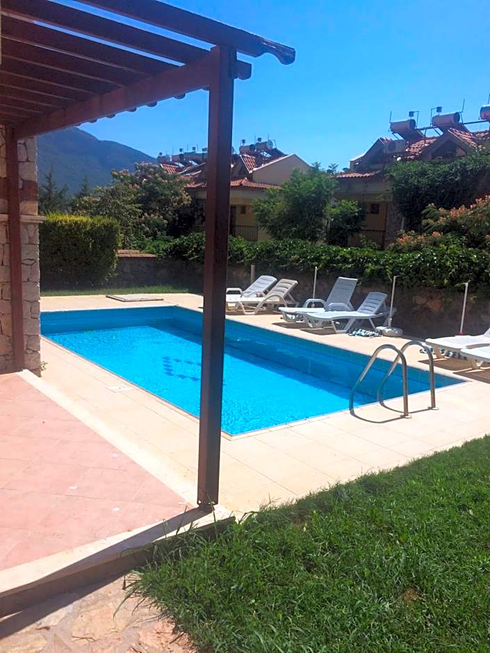 Perdikia Hill Hotel And Villas