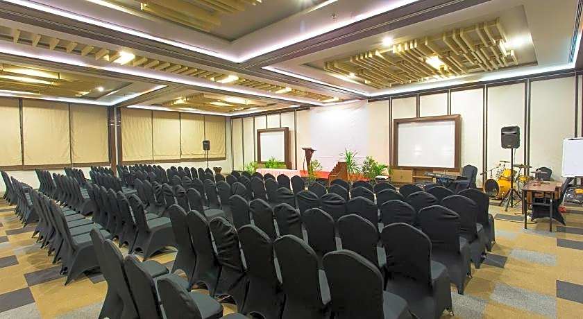 The Lerina Hotel Nusa Dua