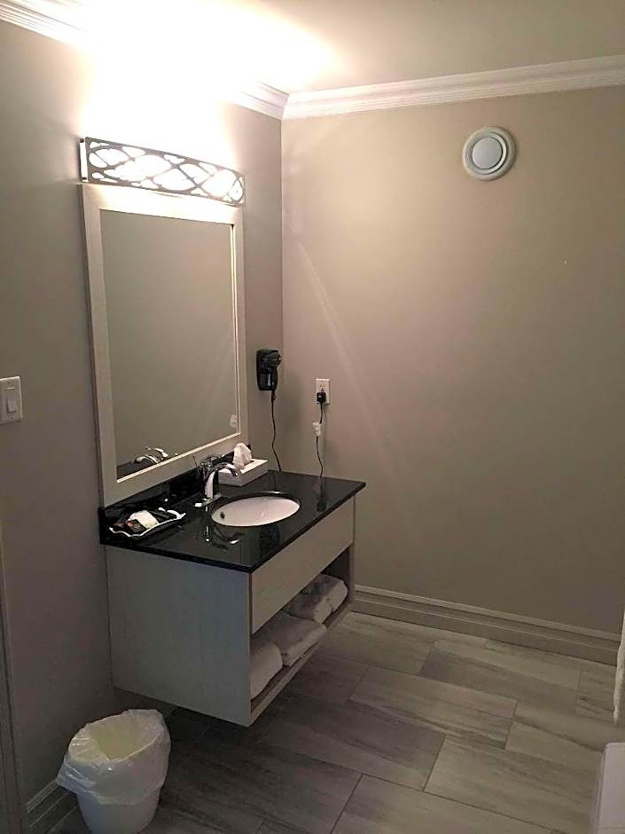 Dannys Hotel Suites; SureStay Collection by Best Western