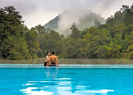 Home Phutoey River Kwai