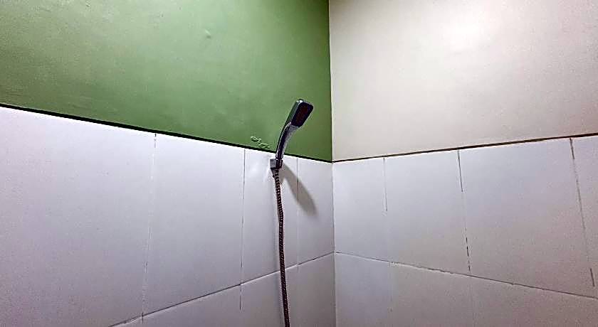RedDoorz near Taman Krida Budaya Malang