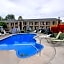 Econo Lodge At The Falls North