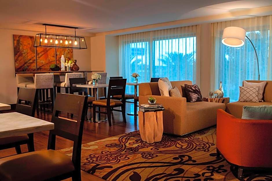 Renaissance by Marriott Baton Rouge Hotel