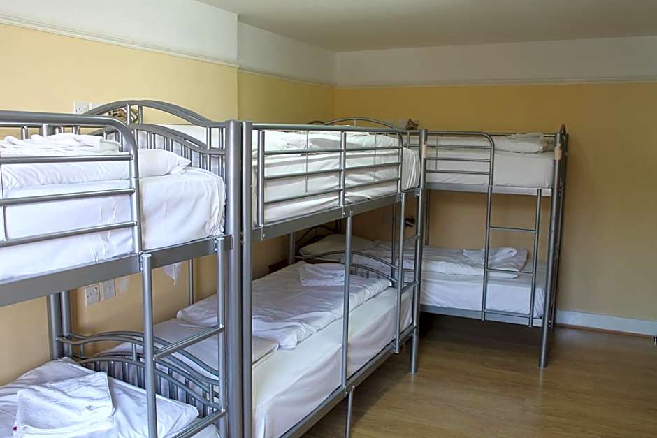 Dolphin Inn - The Lodge