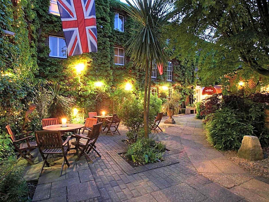 Mercure Salisbury White Hart Hotel