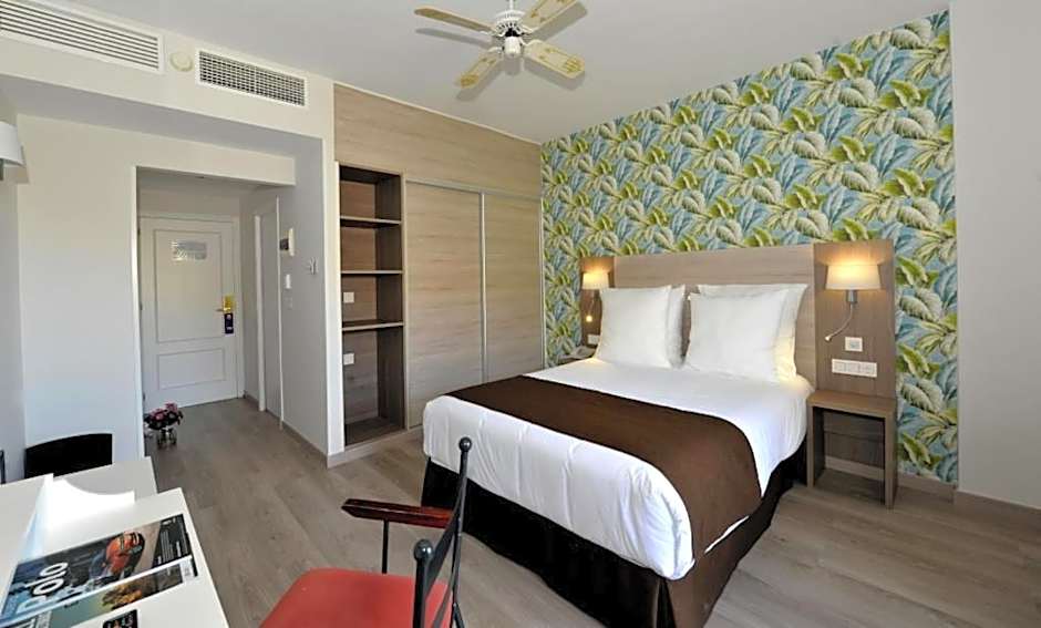 Hotel Salobreña Suites