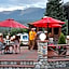Gateway Inn And Suites