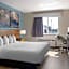Days Inn by Wyndham Neenah