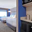 Holiday Inn Express And Suites Brighton By IHG