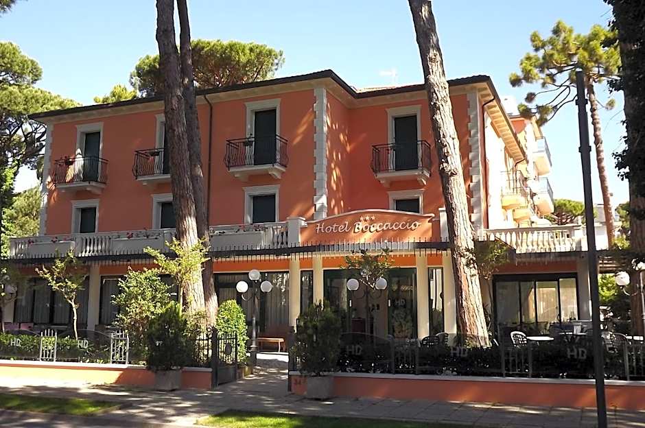 Hotel Boccaccio-free parking-