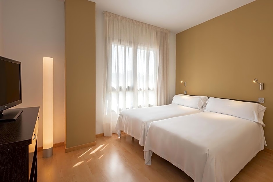 Madrid Airport Suites, Affiliated by Meliá