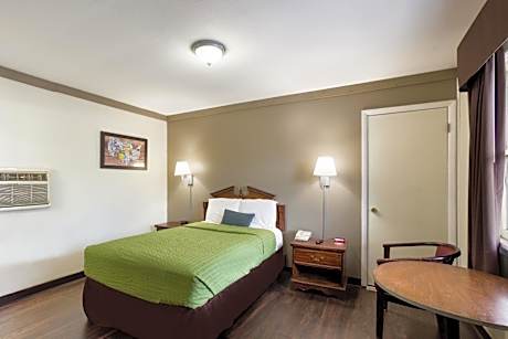 Double Room - Non-Smoking