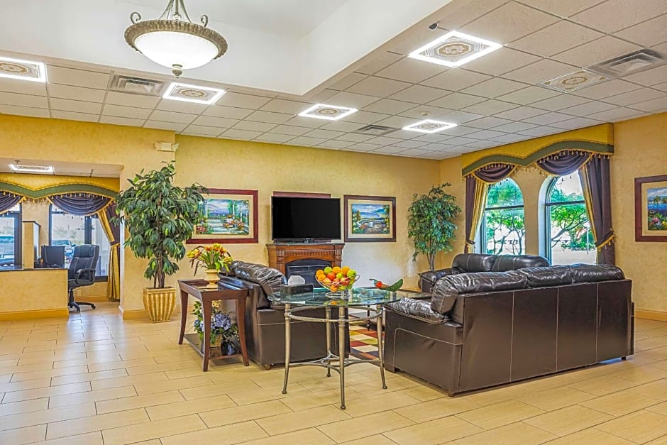 Quality Inn & Suites Coldwater near I-69