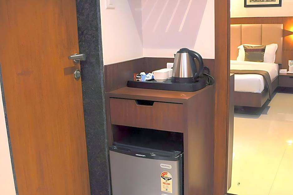 The Altruist Business Hotel- Andheri