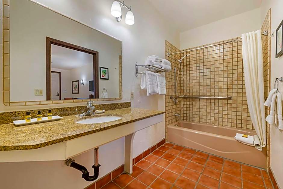 Best Western Plus Hacienda Suites-Old Town