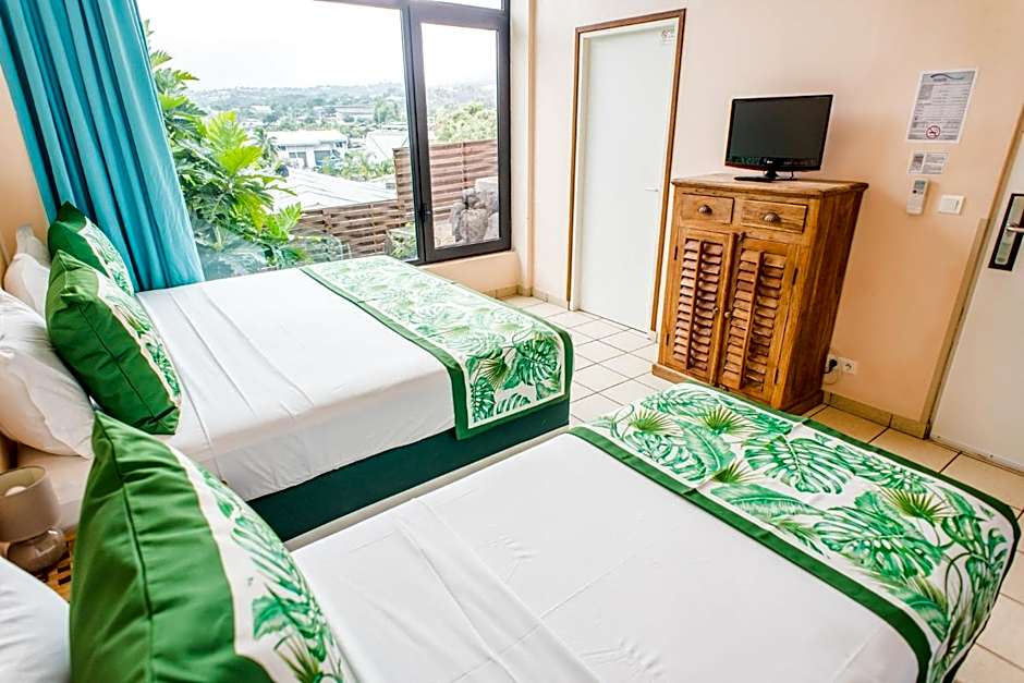 Tahiti Airport Motel