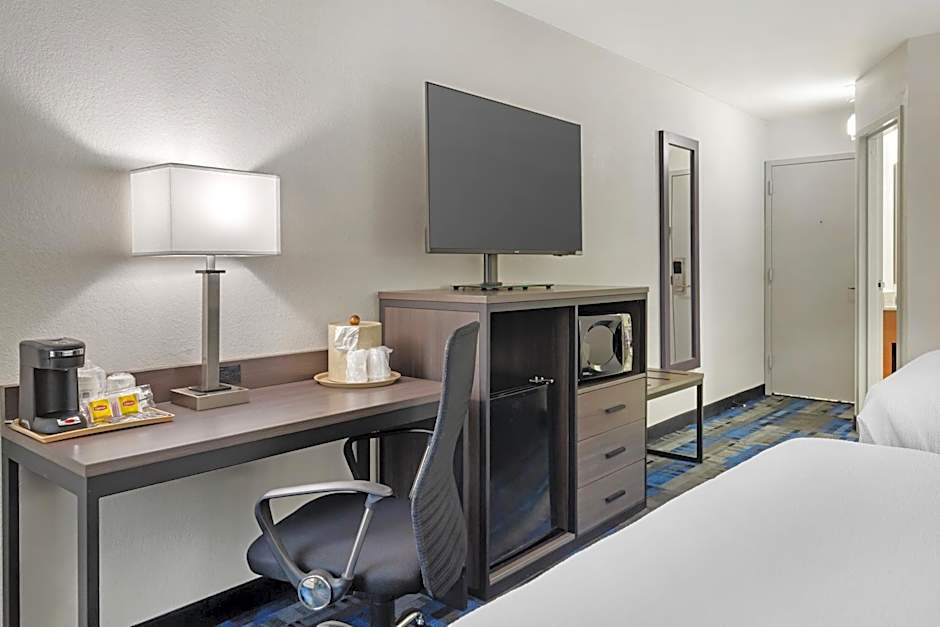 Best Western Mystic Hotel