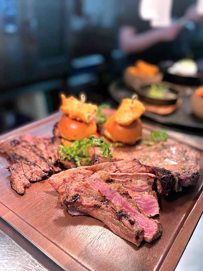 Fuego Steakhouse and Tapas -Tomahawk Potto
