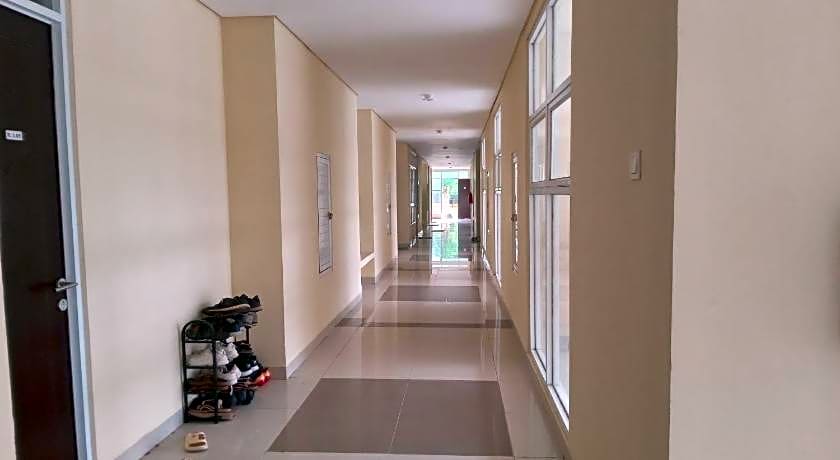 OYO Life 93399 Kos Batulayar