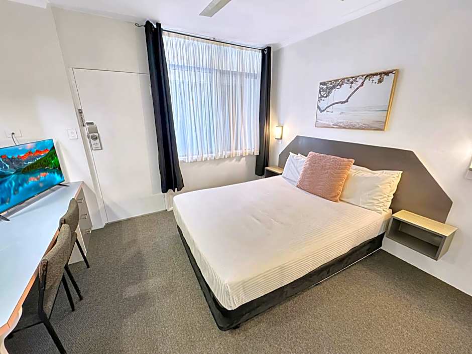 Golden Sands Motor Inn