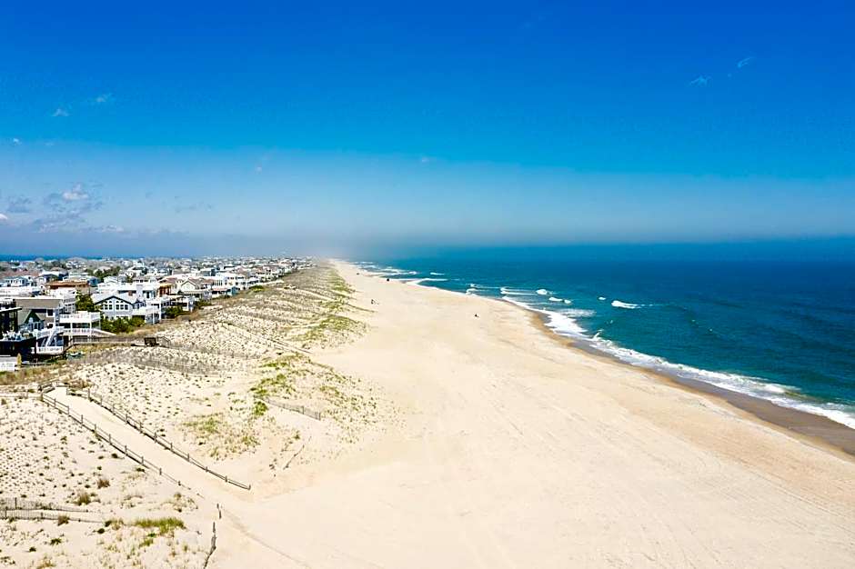 Surf City Hotel