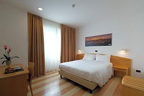 Double Room - Disability Access