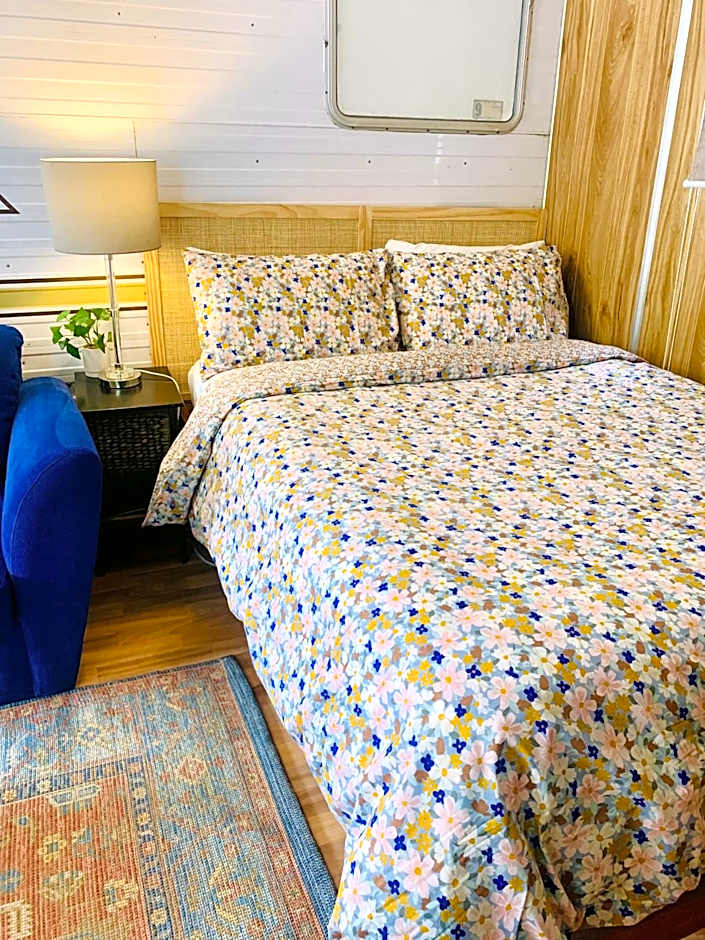 Mornington Peninsula Retro Caravans