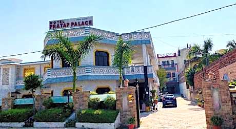 Hotel Pratap Palace