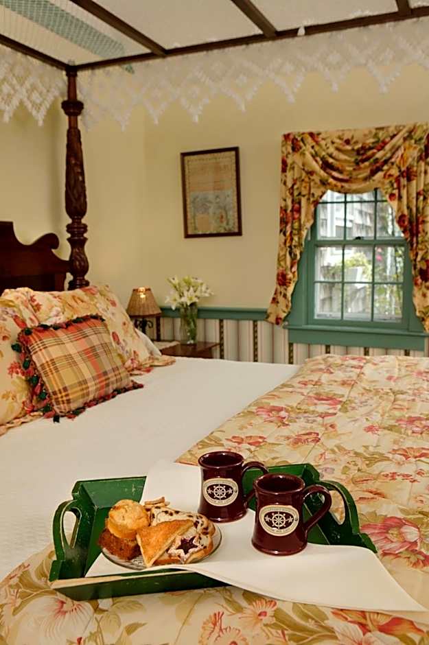Captain's House Inn