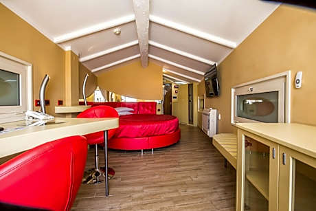 Double Room with Terrace - Attic