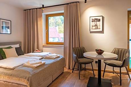 Deluxe Double Room with Balcony