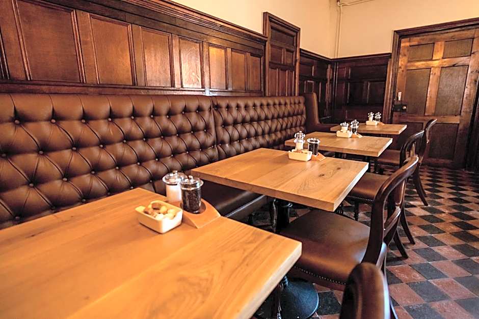 Donington Park Farmhouse Hotel