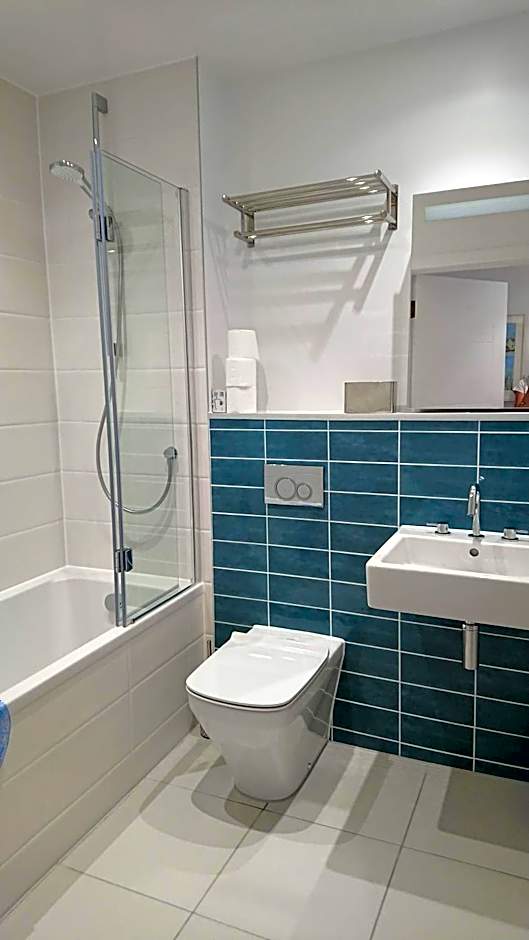 17 Woolacombe The Byron