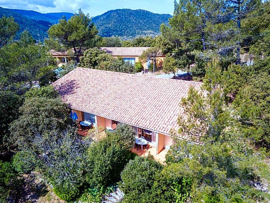 Les Arbousiers Village Hôtel Provençal