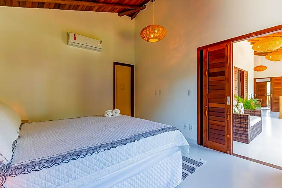 Casa Espaçosa com Piscina e Sauna Privativa! 6 Suítes!