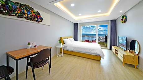 Seogwipo Daepyeong Olleh Pension