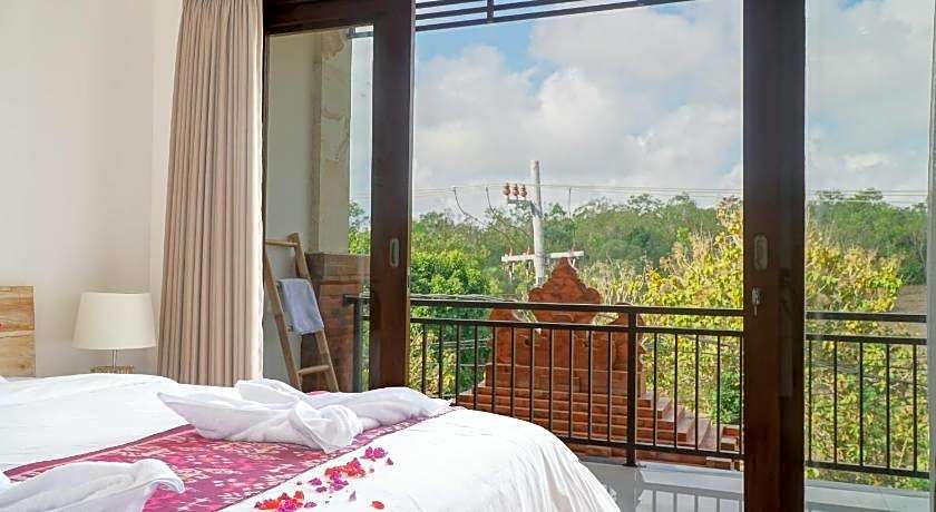 seno guesthouse and cafe