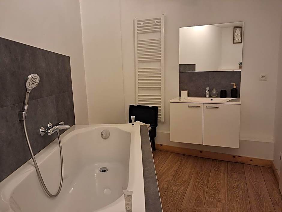 Luxury Spa Hotel - Francofolies