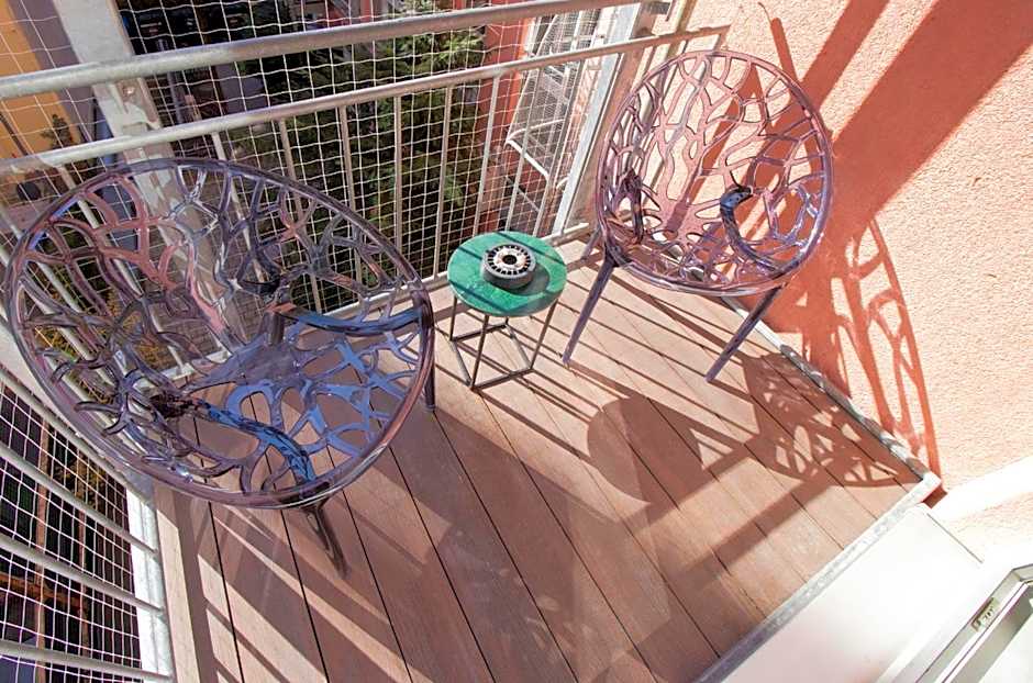 ARABEST Aparthotel & Boardinghouse