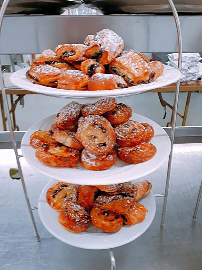 Treacys Oakwood Hotel, Shannon