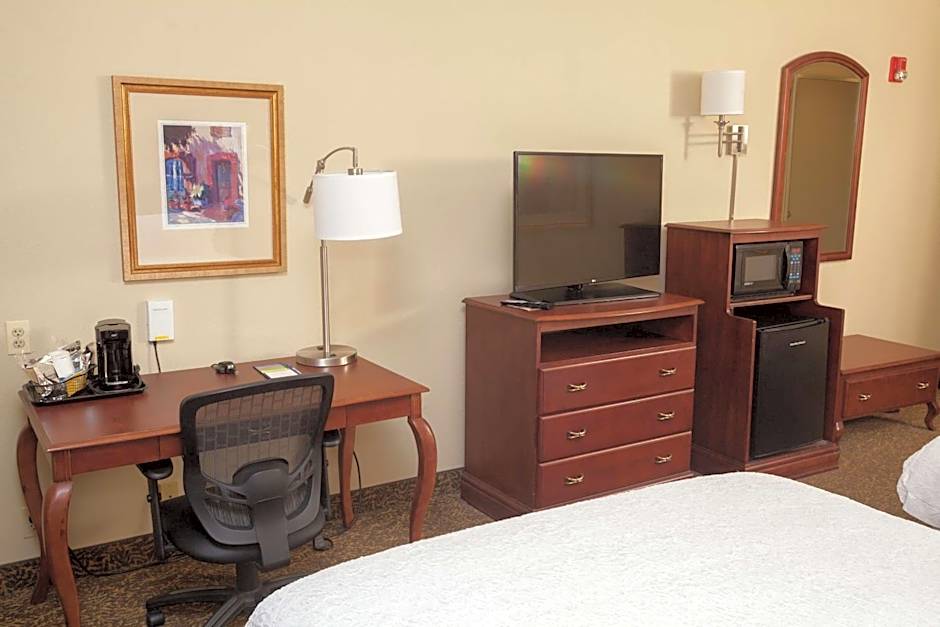 Hampton Inn By Hilton Oneonta, NY