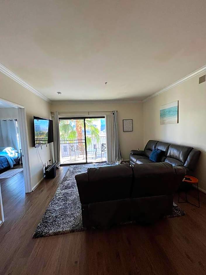 SoCal Lux on Miramar