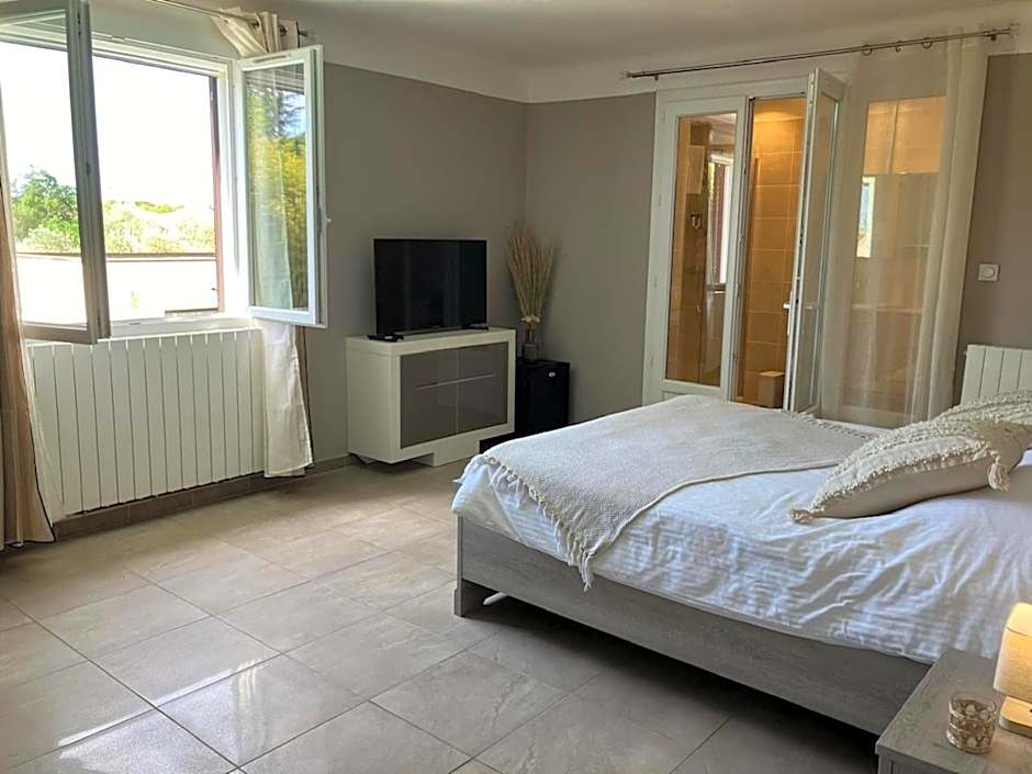 HISTOIRE D'Ô - Les Piscines - Chambres d'hôtes