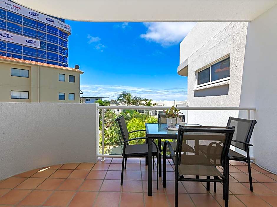The Burlington Holiday Apartments