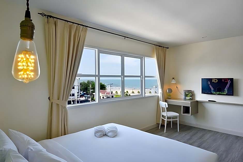 Talay Hotel & Villa