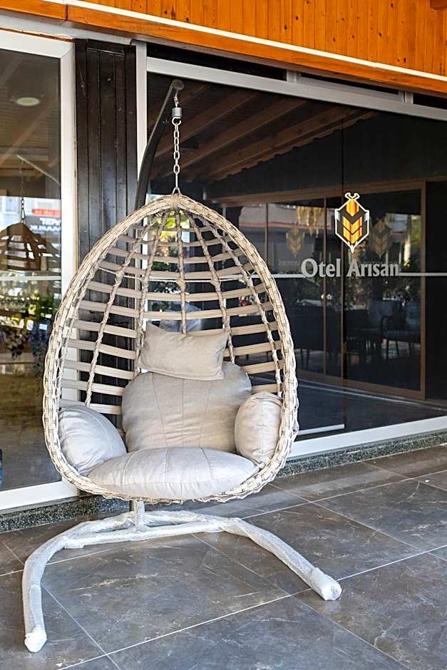 Arısan Otel