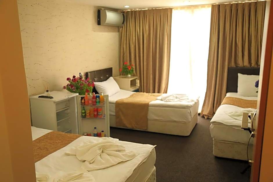 holiday family apart